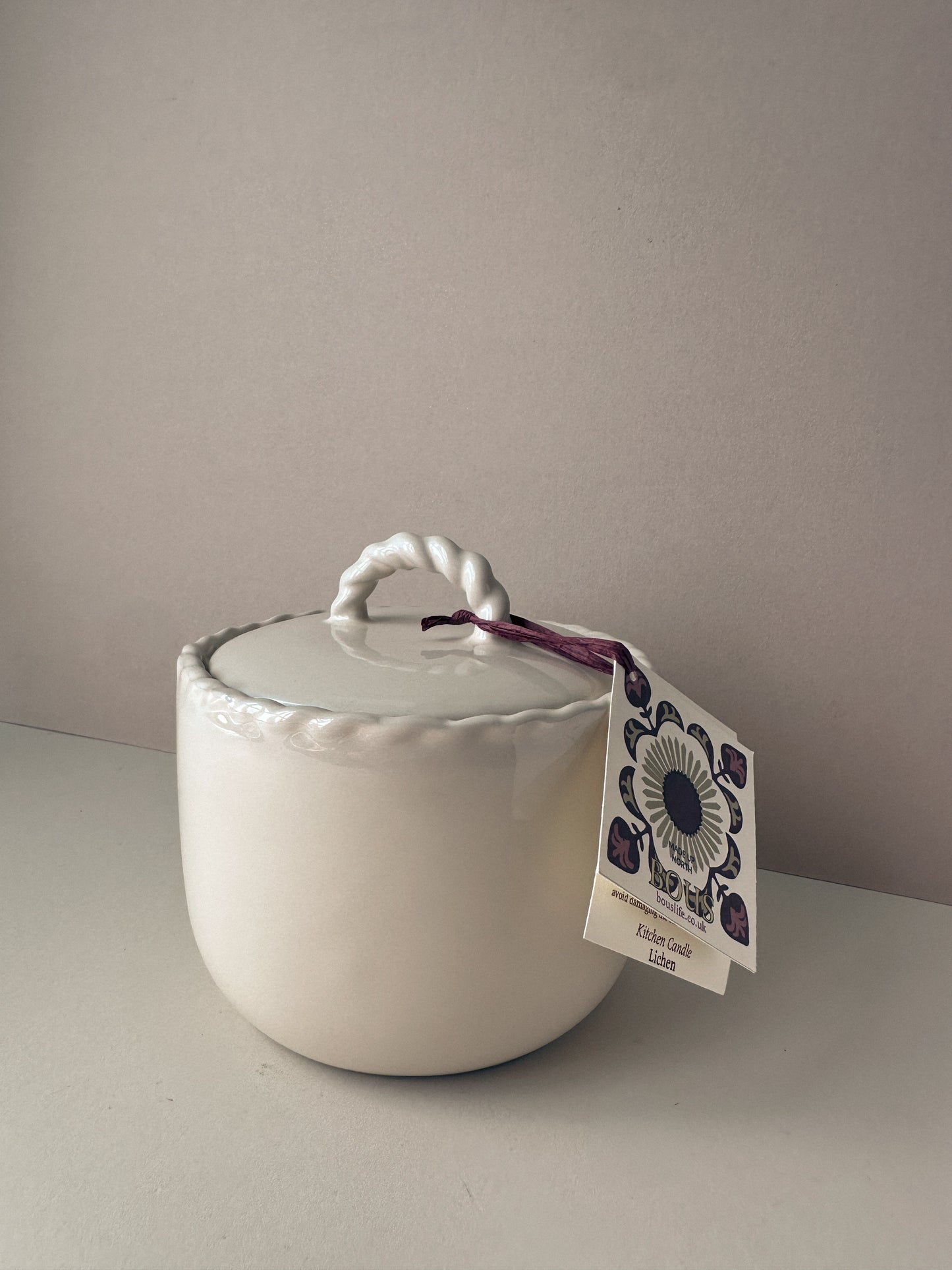 Ceramic Kitchen Candle in Lichen