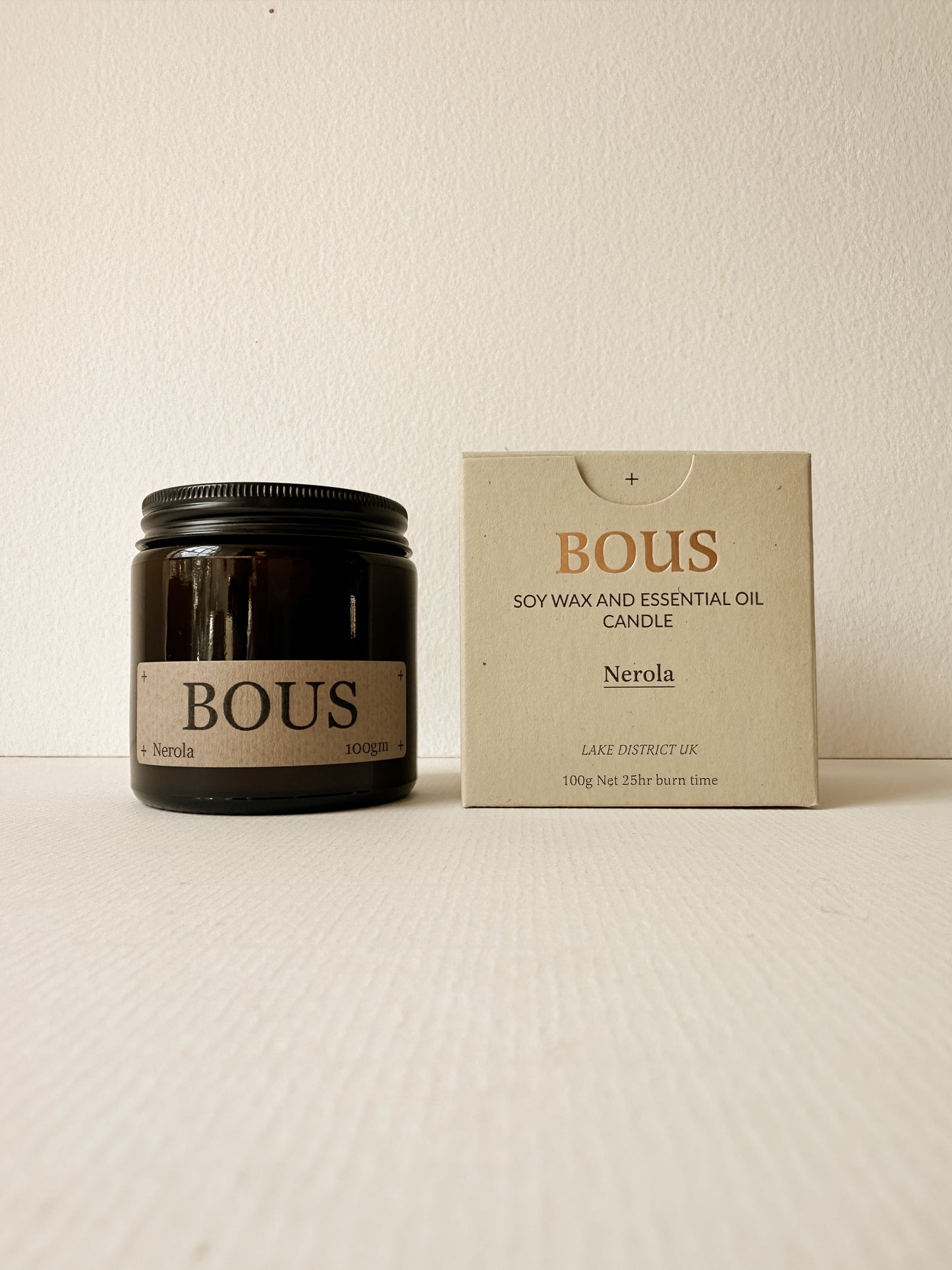 Nerola - Neroli Scented Medium Hand Poured Soy Aromatherapy Candle with Wooden Wick