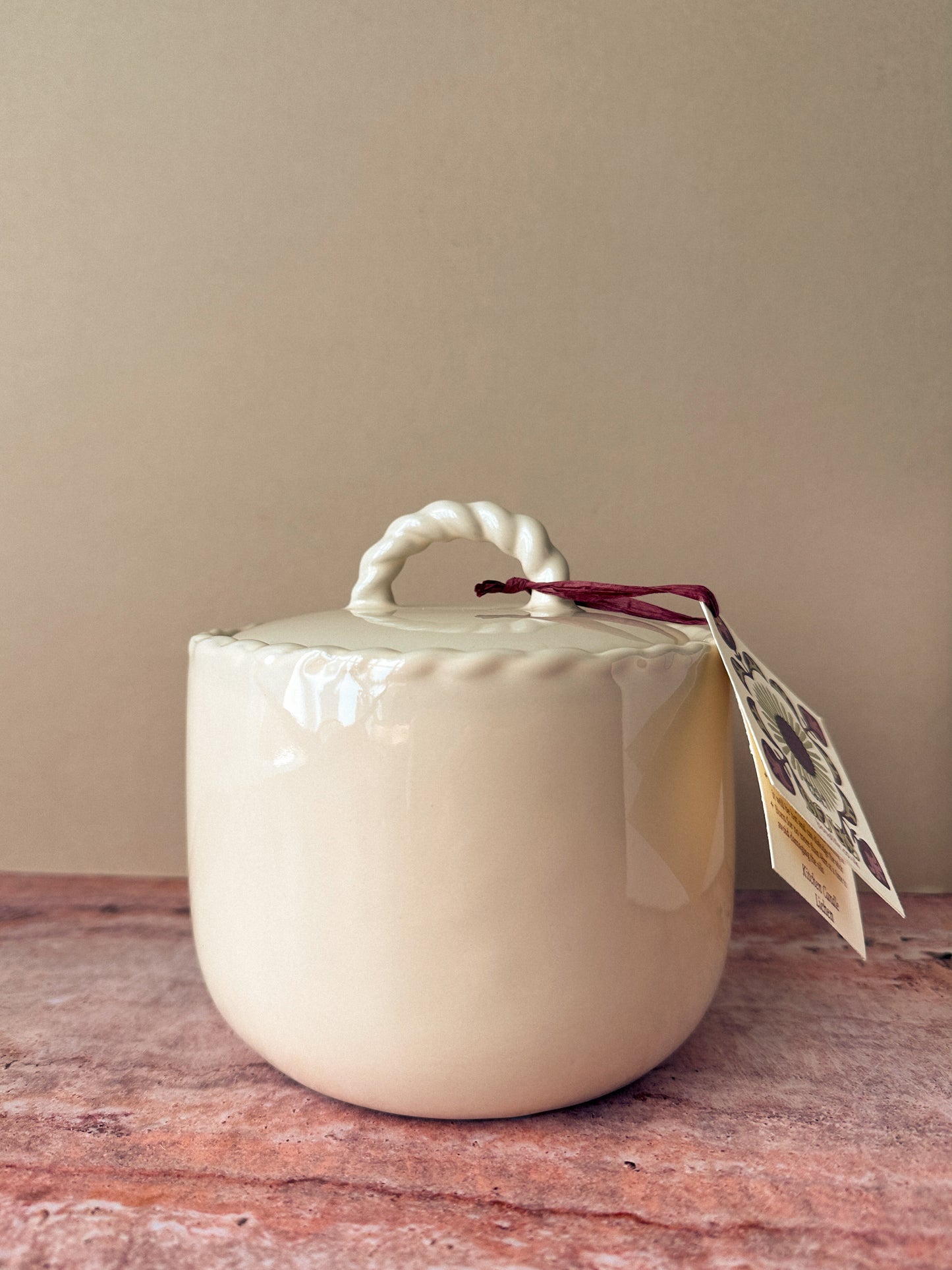 Ceramic Kitchen Candle in Lichen